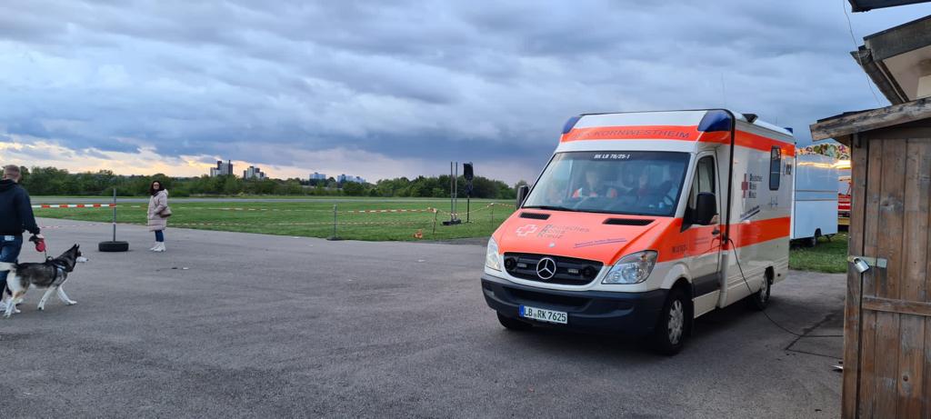 Krankentransportwagen des DRK OV Kornwestheim