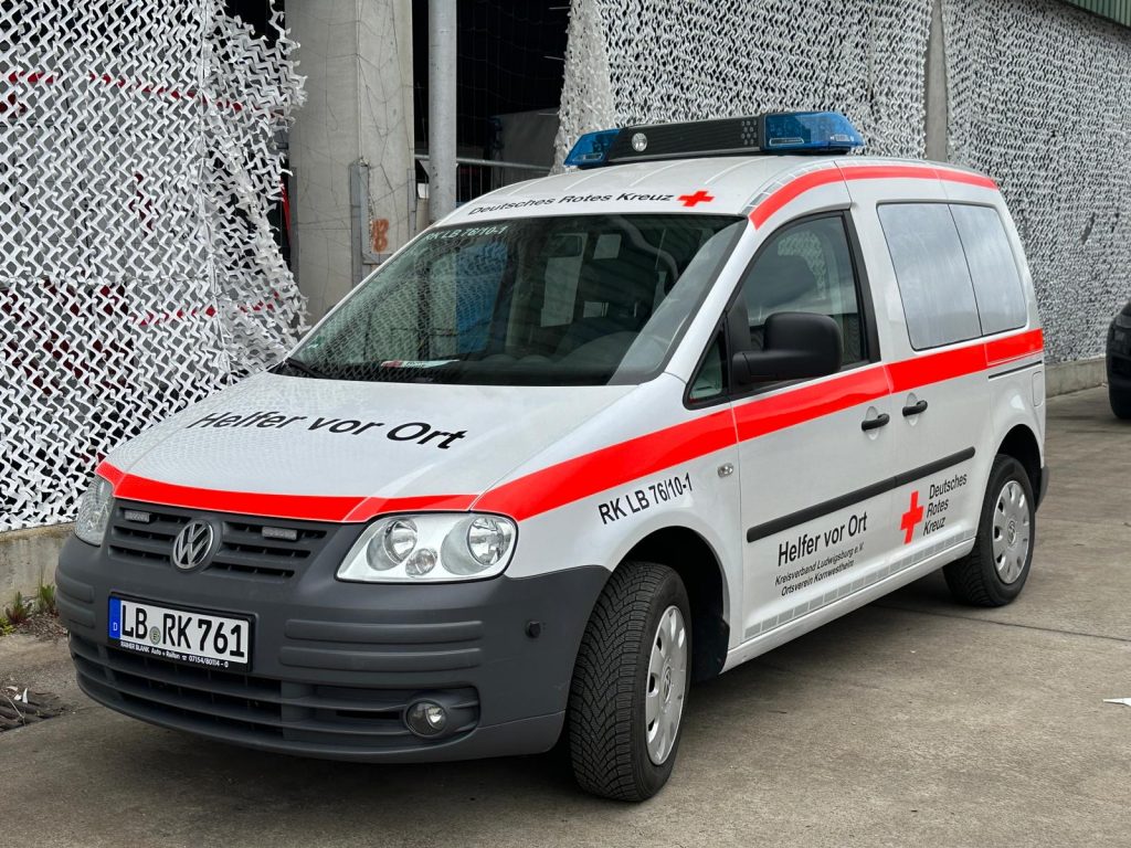 Helfer vor Ort Auto des DRK Kornwestheims